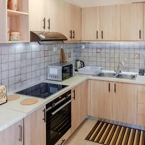  Apartment Seashore